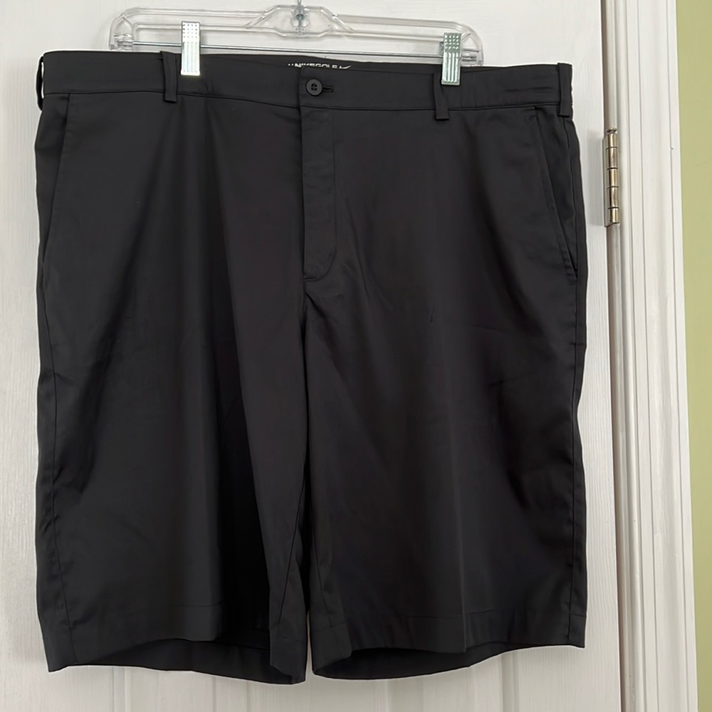 Men’s Nike Golf Shorts Dri-Fit.Sz38 waist.EUC
